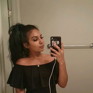 Meet your Posher, Alondra